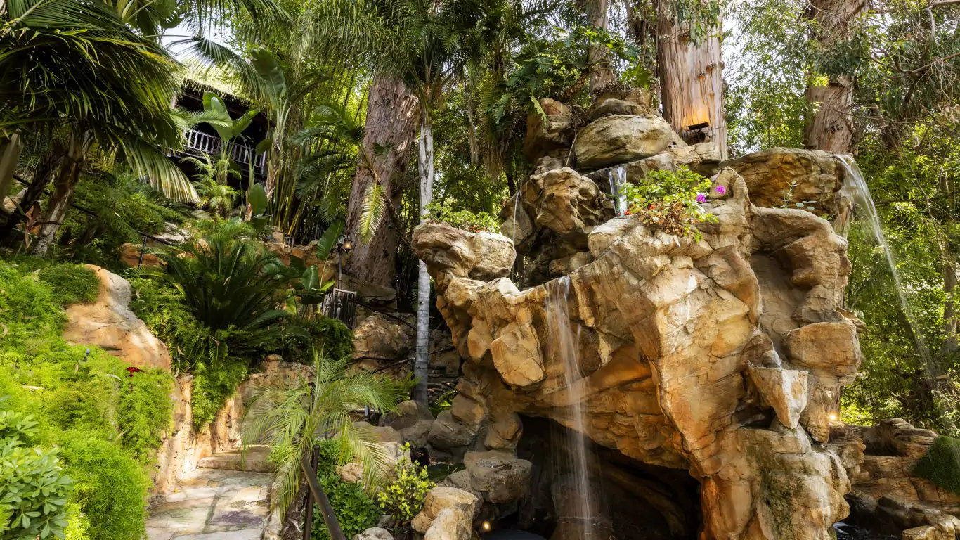 Bella Villa Resort | Los Angeles