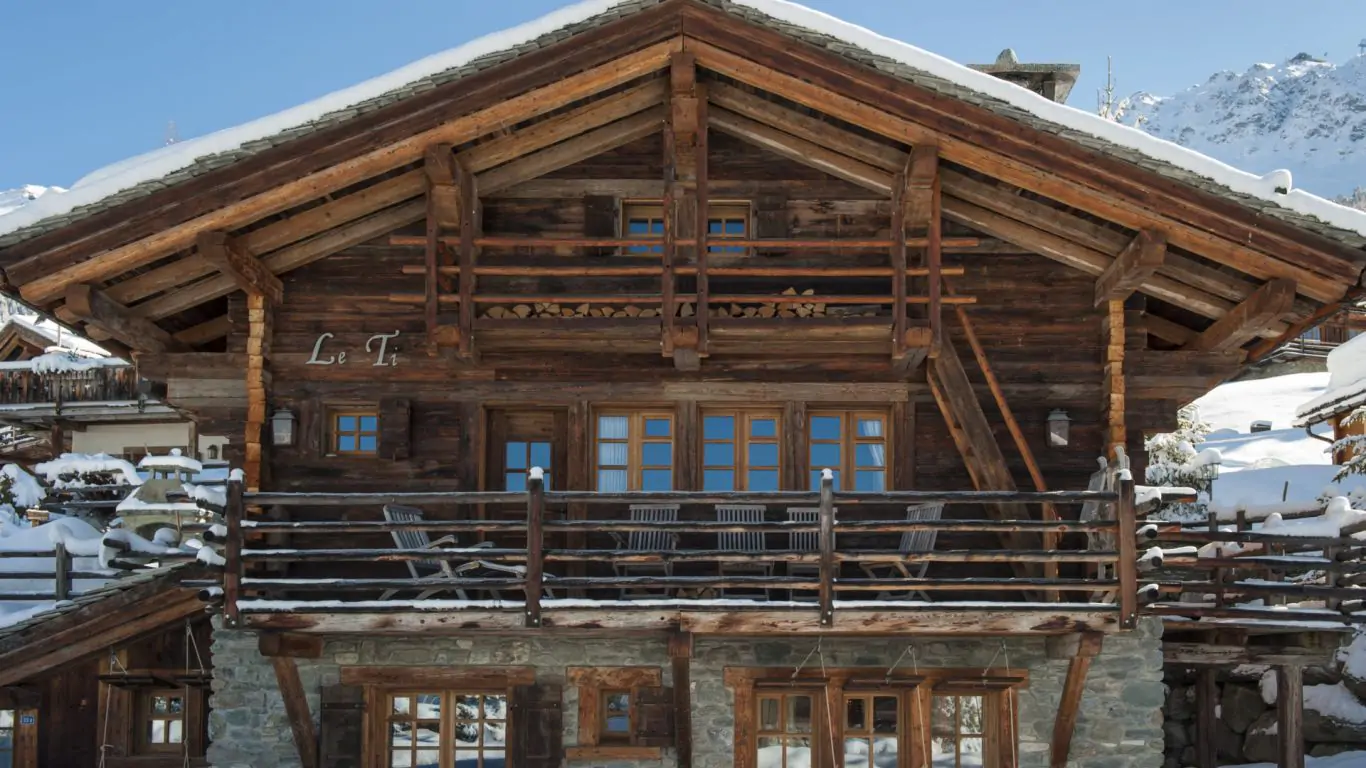 The Bella Coola Estate | Verbier