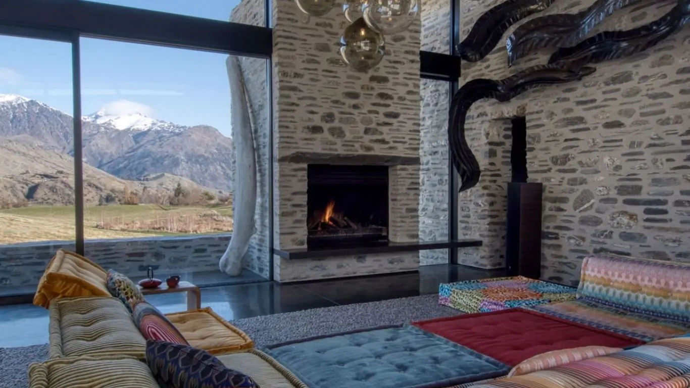 Artists Residence | New Zealand
