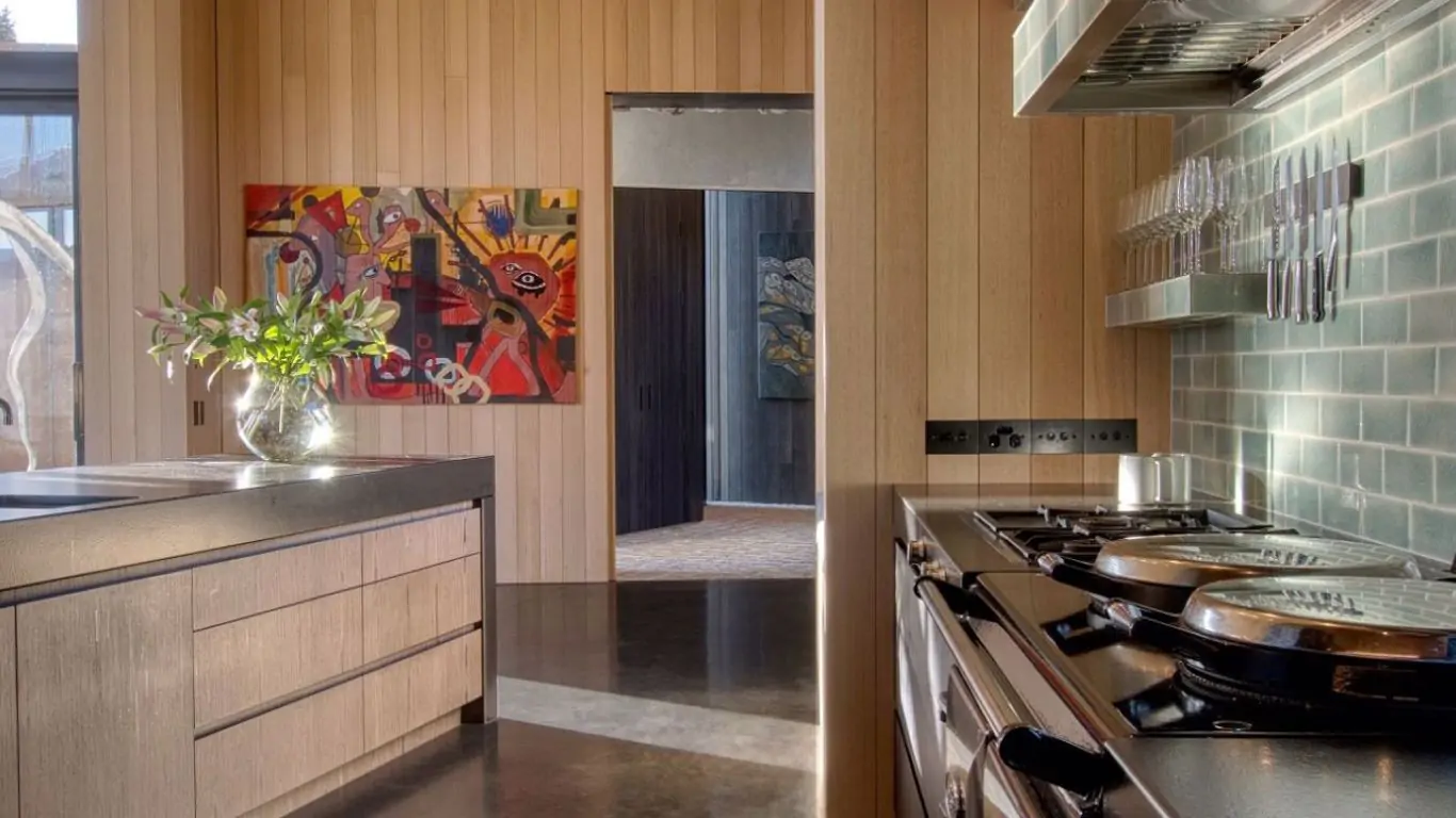 Artists Residence | New Zealand