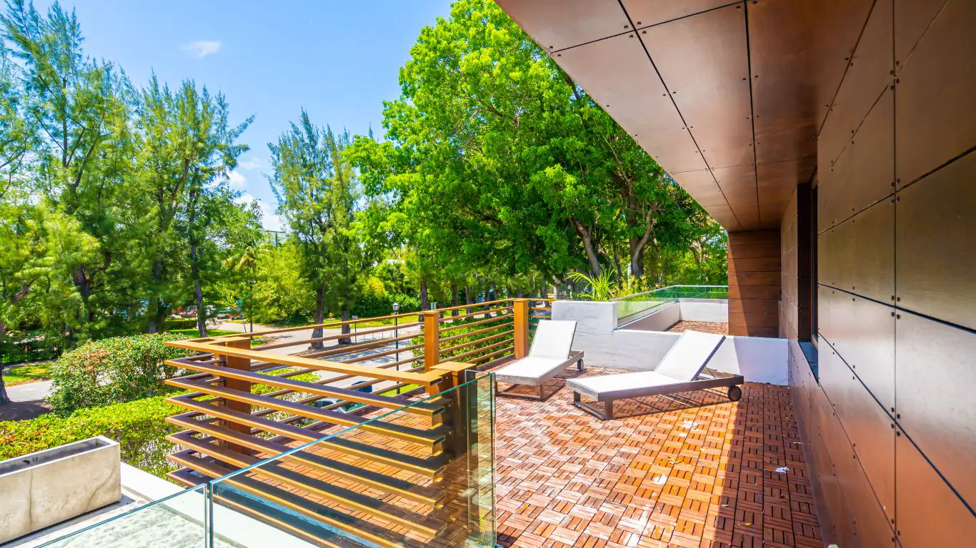 Villa Astra | Miami