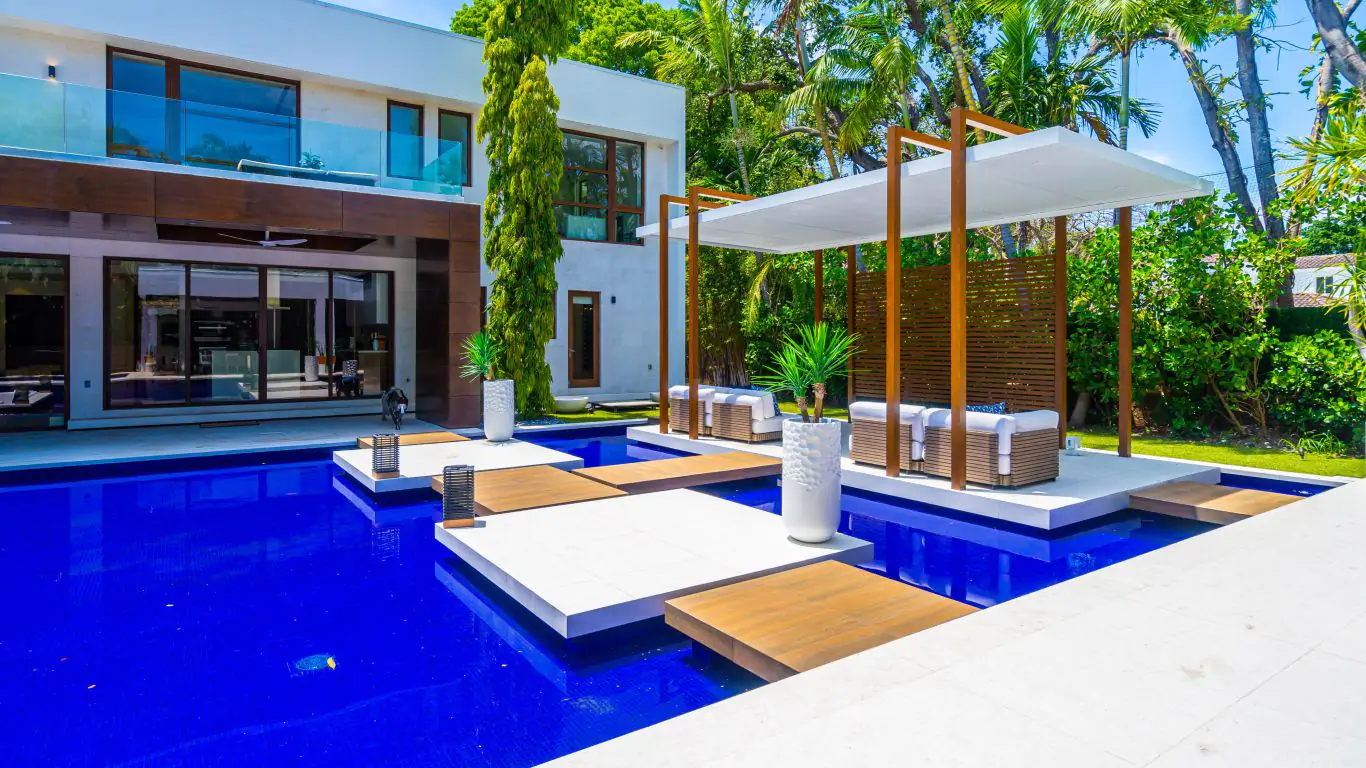 Villa Astra | Miami