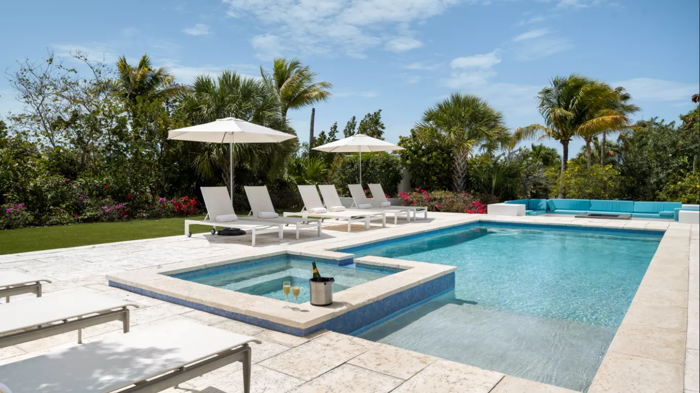 Turquoise Villa | Turks and Caicos