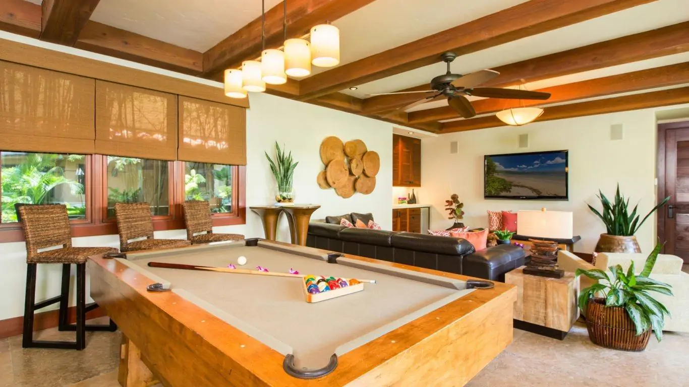 Banyan House | Oahu