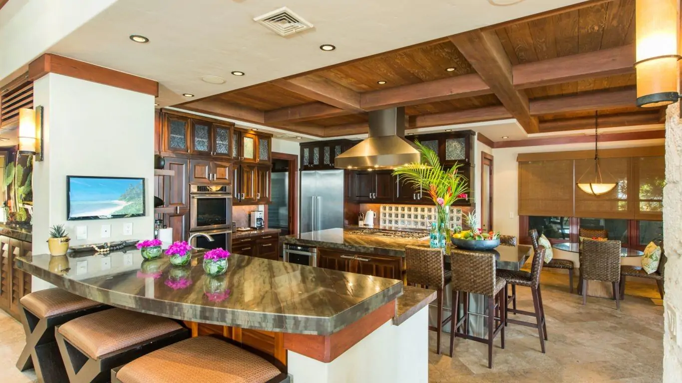 Banyan House | Oahu