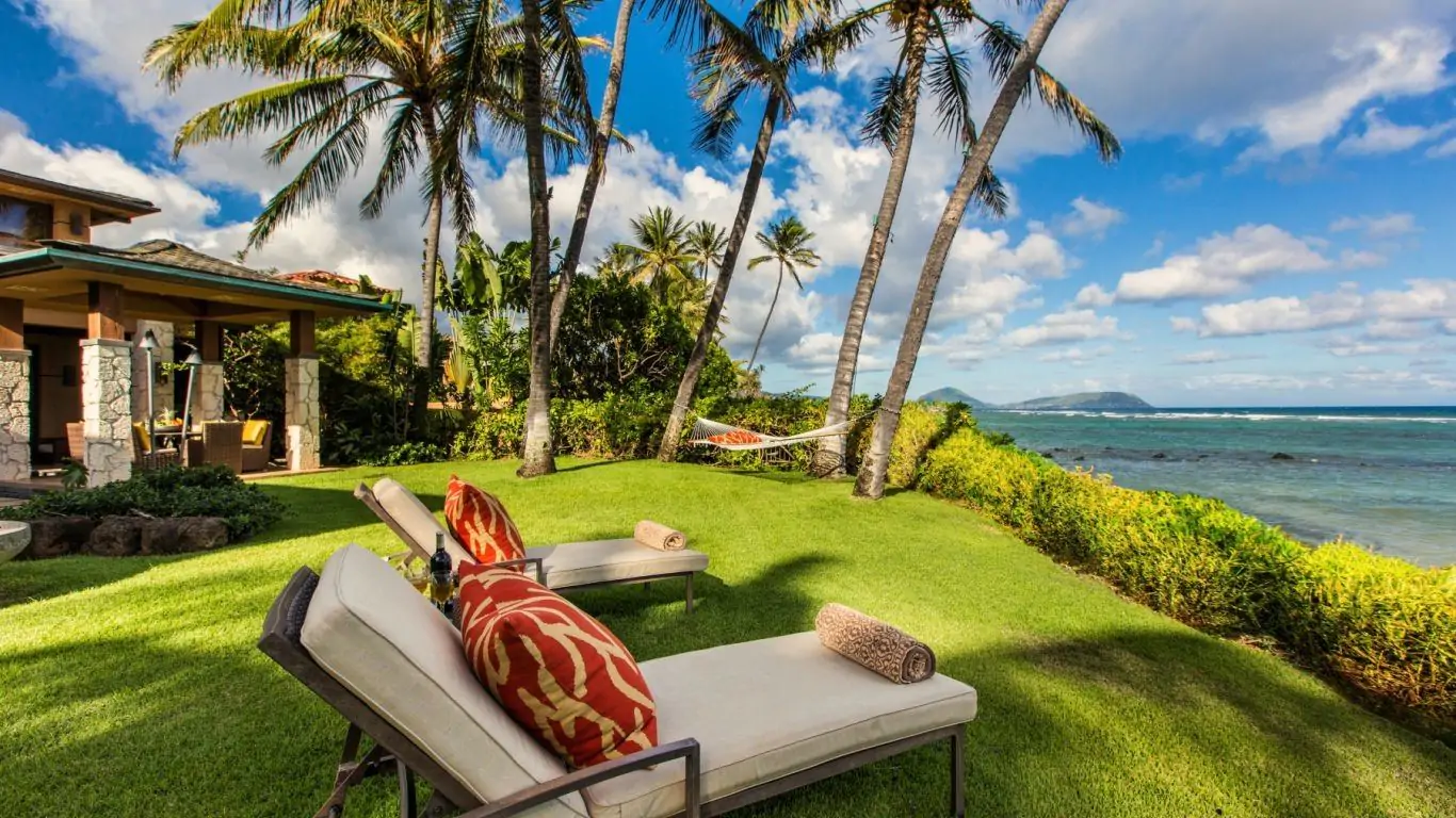 Banyan House | Oahu
