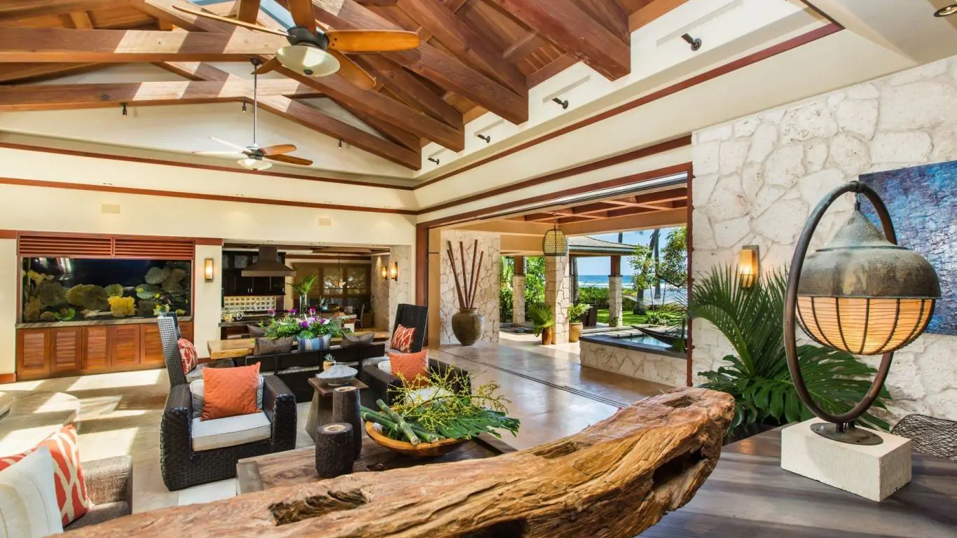 Banyan House | Oahu