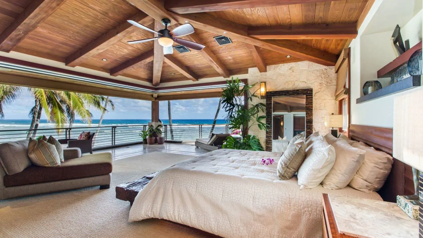 Banyan House | Oahu
