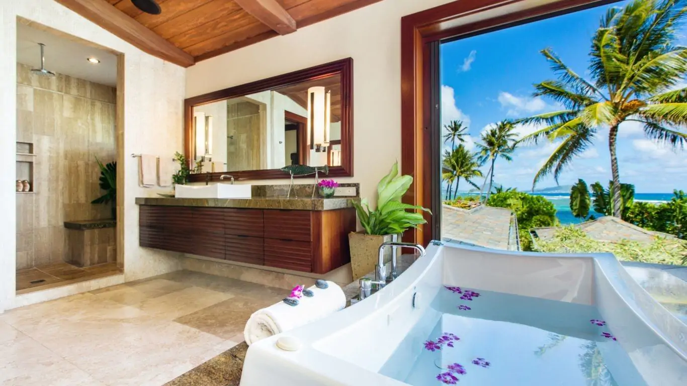 Banyan House | Oahu