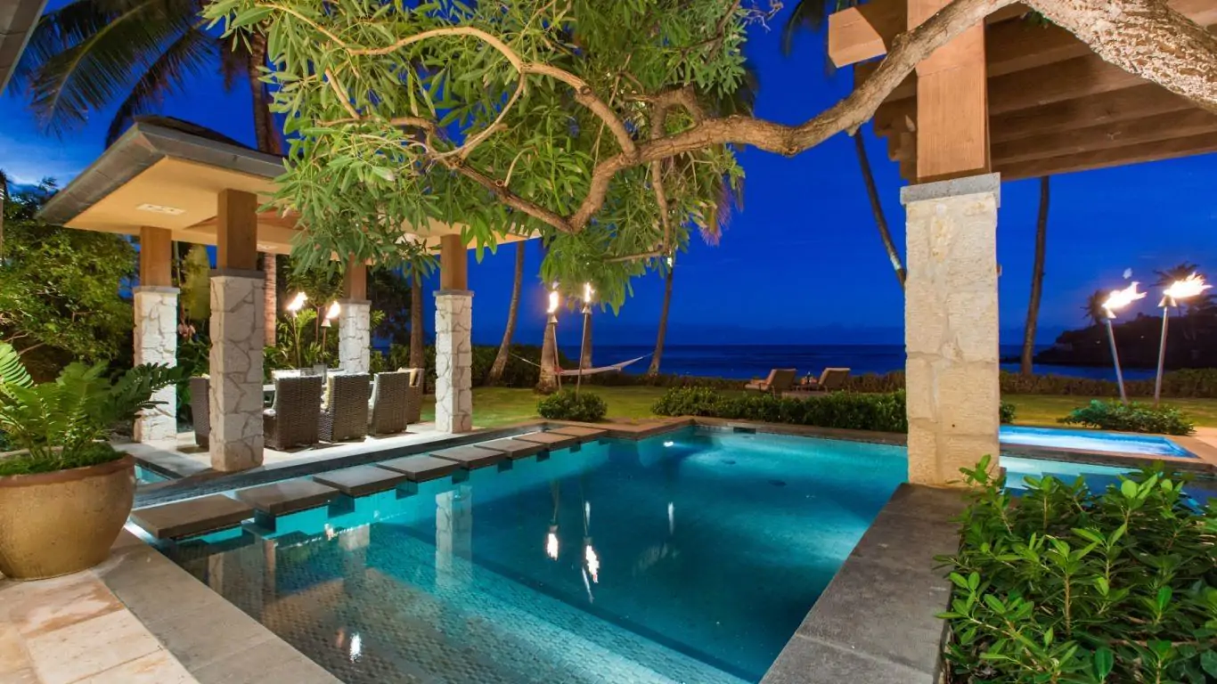 Banyan House | Oahu