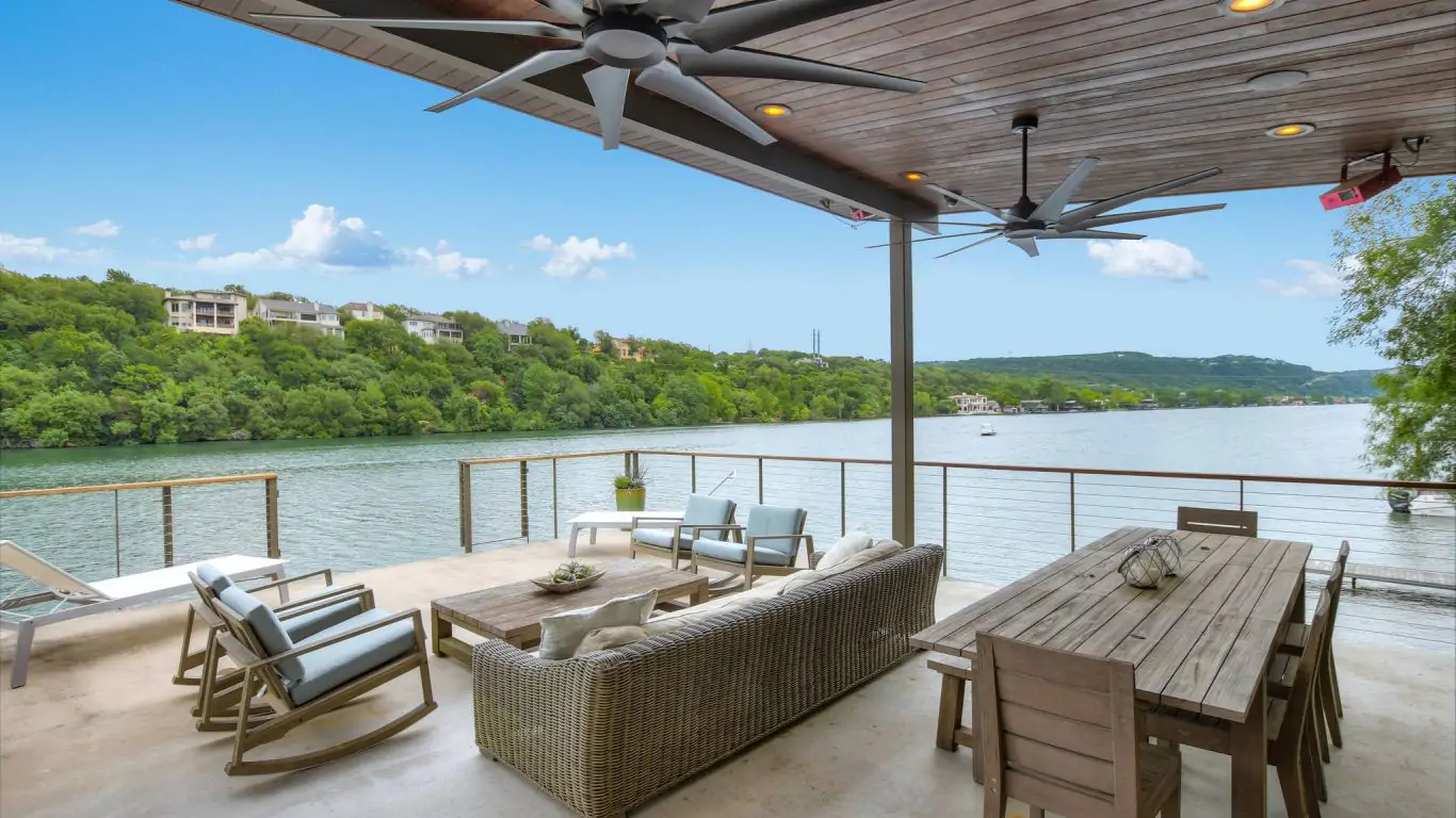Villa Viona | Austin