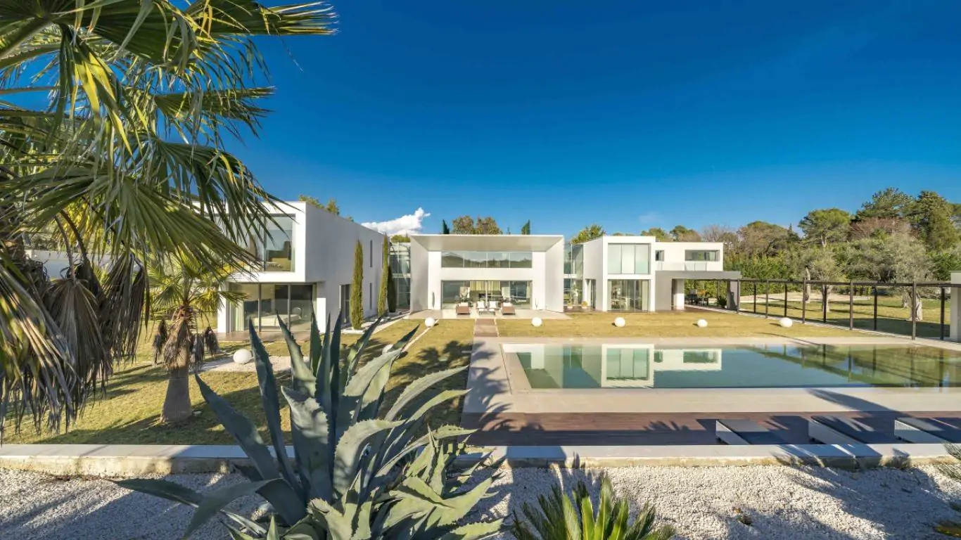 Villa China | Cannes