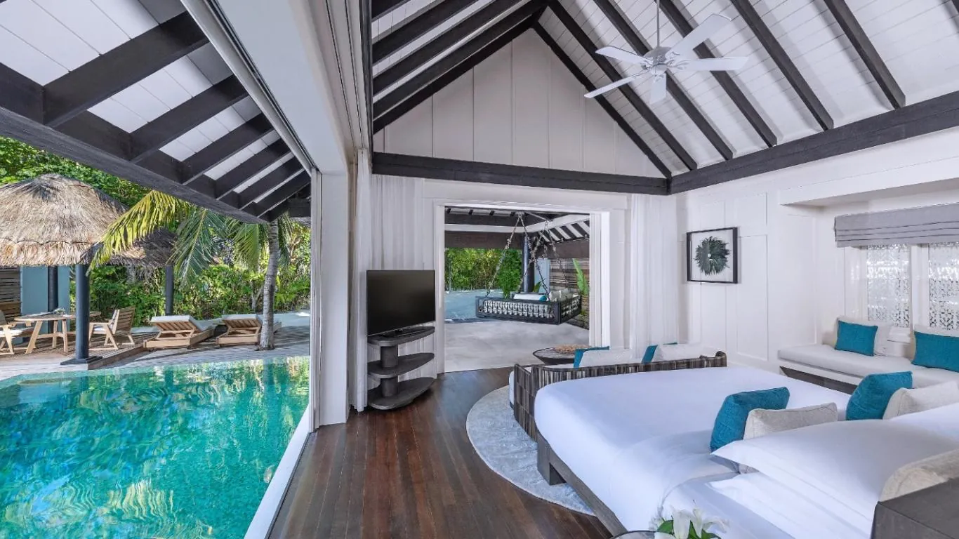 Naladhu | Indian Ocean Islands