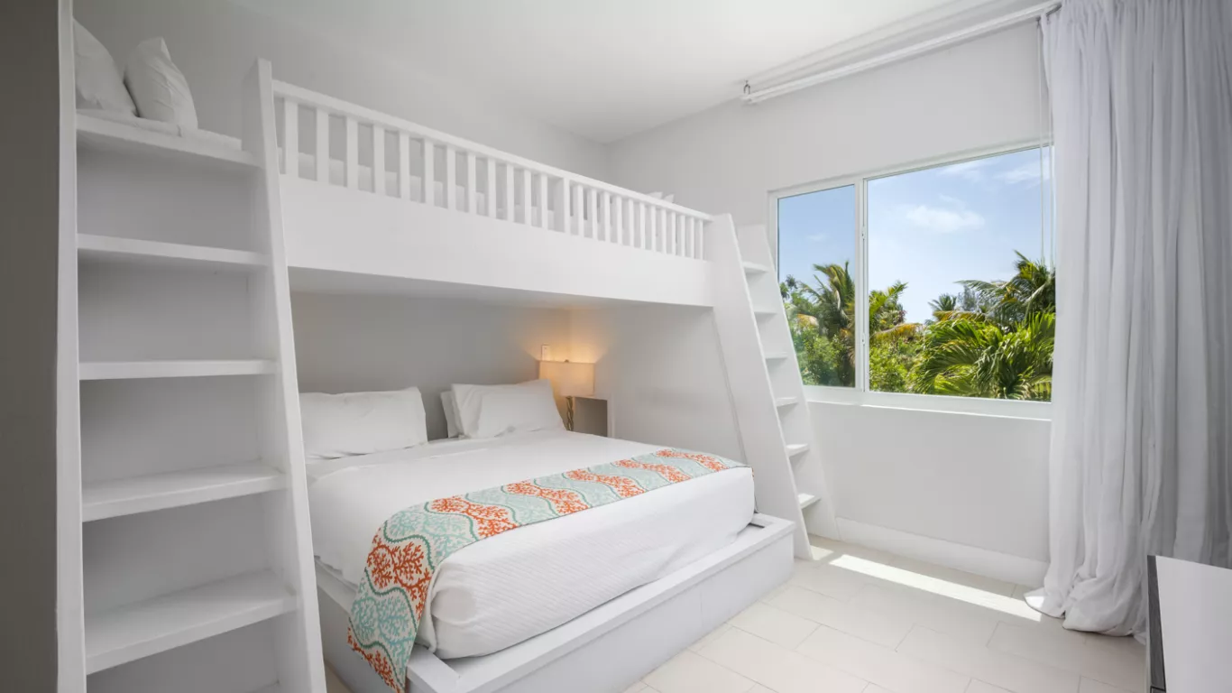 Turquoise Villa | Turks and Caicos