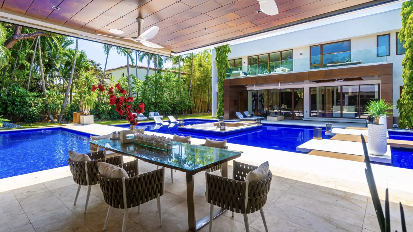 Villa Astra | Miami