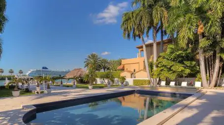 Villa Paulina | Miami