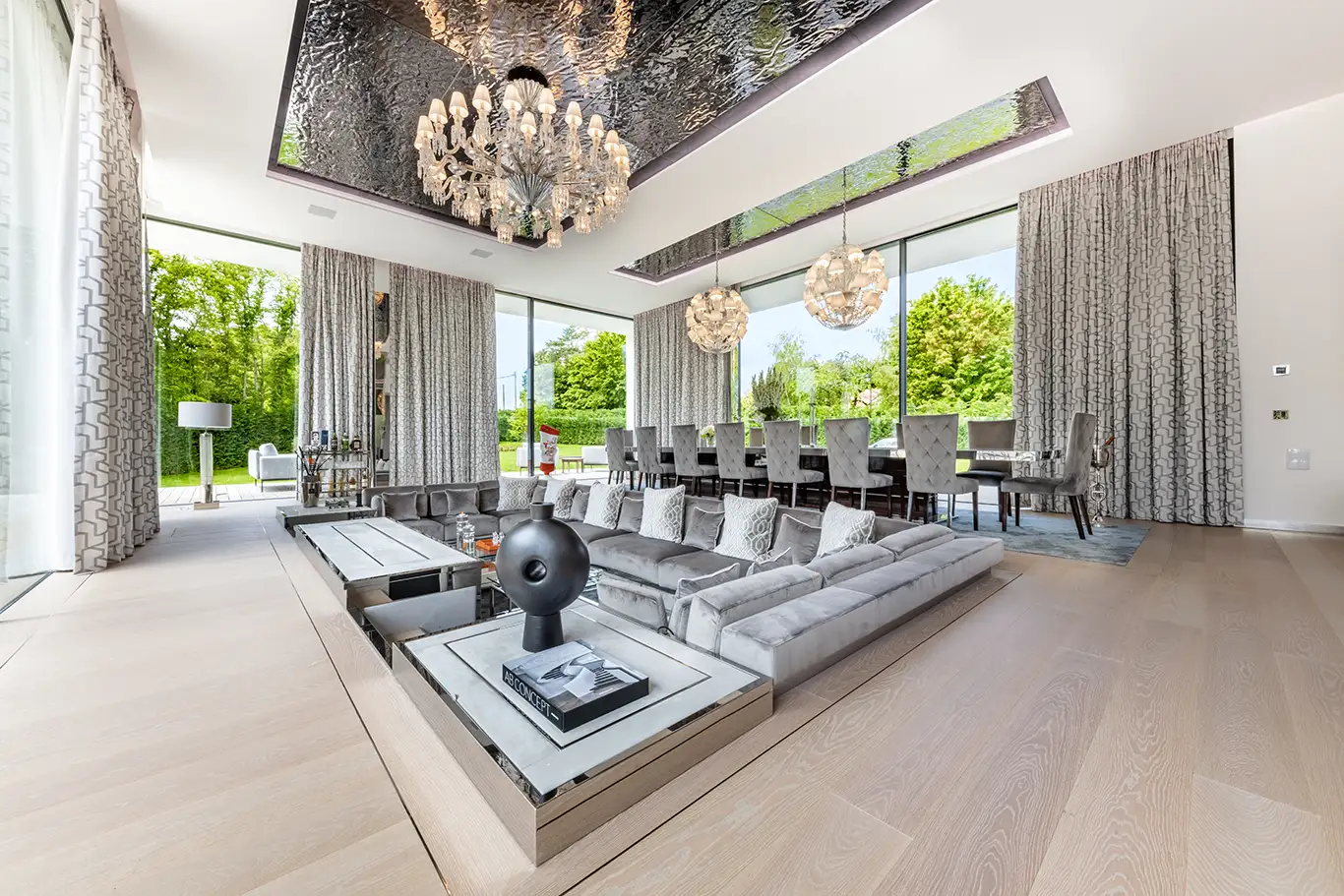 Ultima Geneva Grand Villa